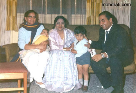Mohd Rafi with Geeta Dutt and Family