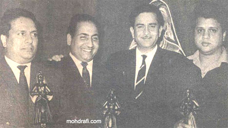 Mohd Rafi with Shankar, Raj Kapoor and Jaikishen