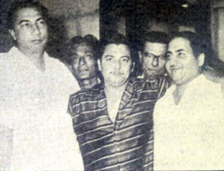 Mohd Rafi with Sahir Ludhianvi, Jaan Nisar Akhtar, Madan Mohan, Minoo Karthik