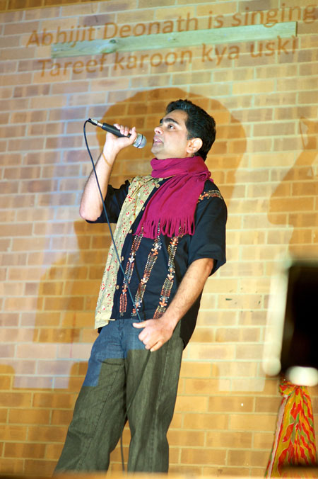 Abhijit Deonath singing Tareef karoon kya uski