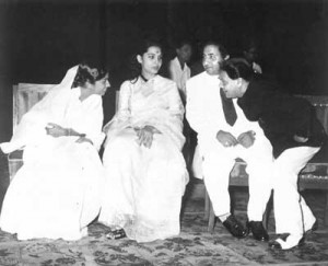 Rafi with Lata and others